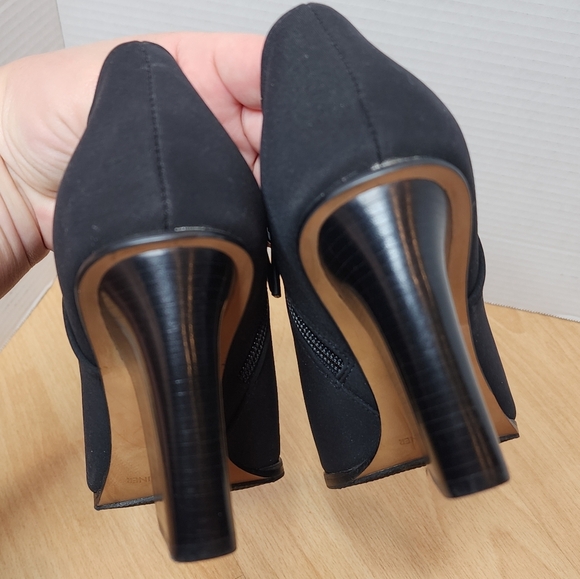 Donald J Pliner Verie Pointed Toe Ankle Black Booties Shooties Size 8M - Picture 14 of 15